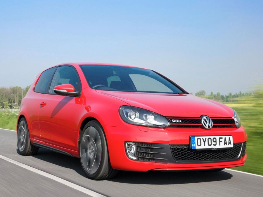  Volkswagen Golf GTi 3-Door 2009 года  (UK) (фото 6 из 12)